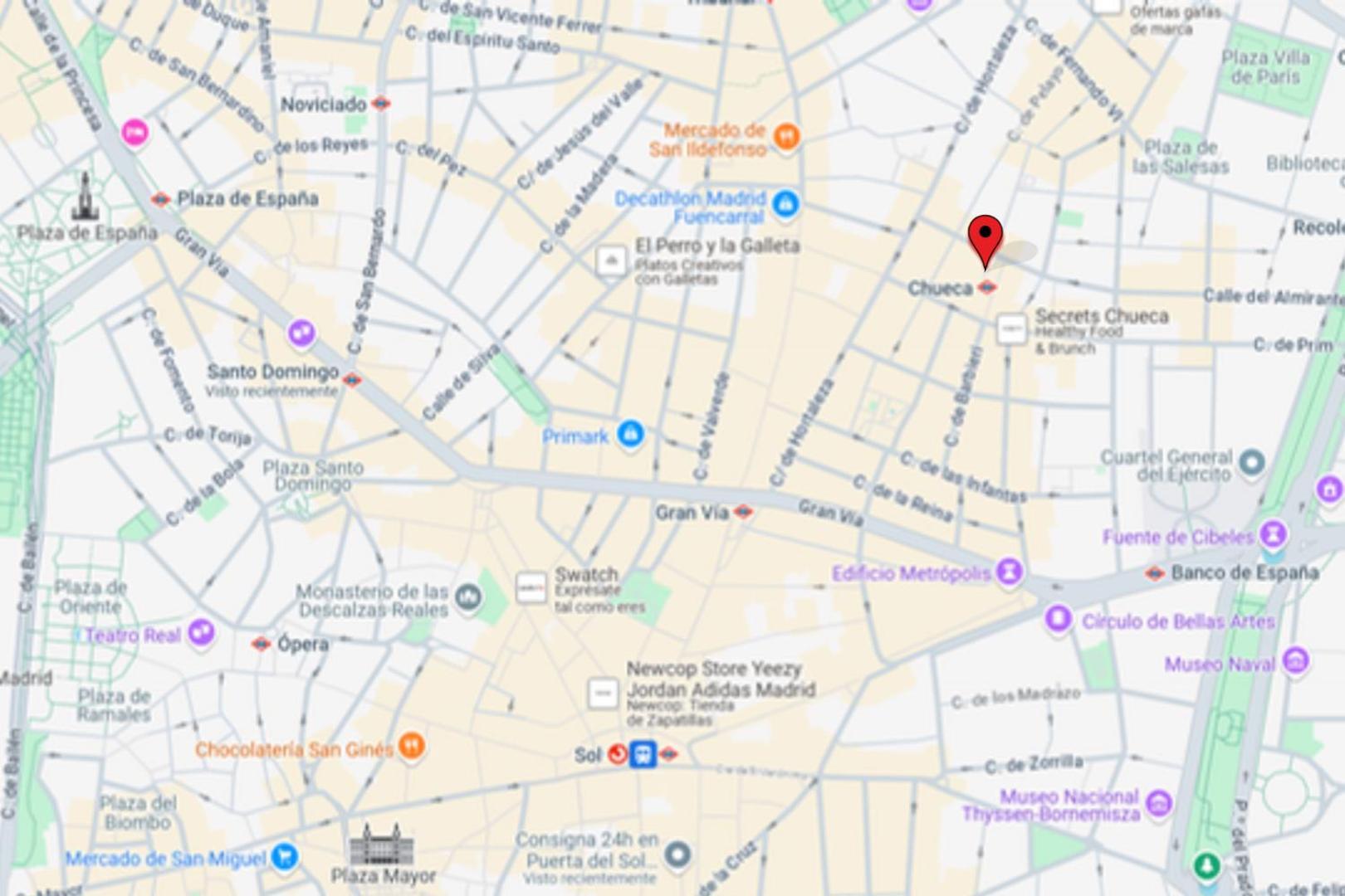 Pequeno Rincon Para 3, En Plaza De Chueca 马德里 外观 照片